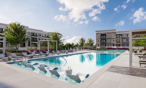 Resort style pool at The Links